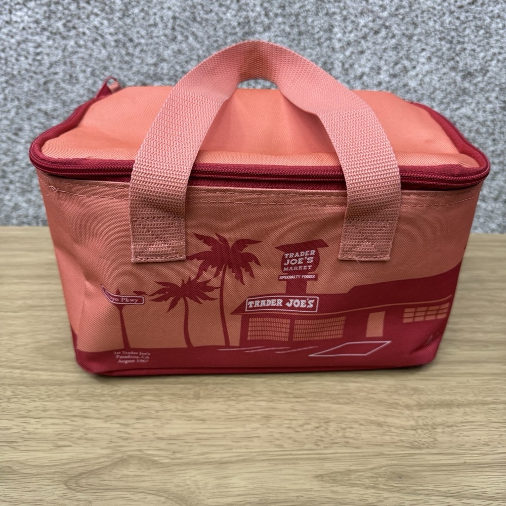 Trader Joe's Mini Insulated cooler Tote Bag 1.5 Gallon Pink 10x6x6